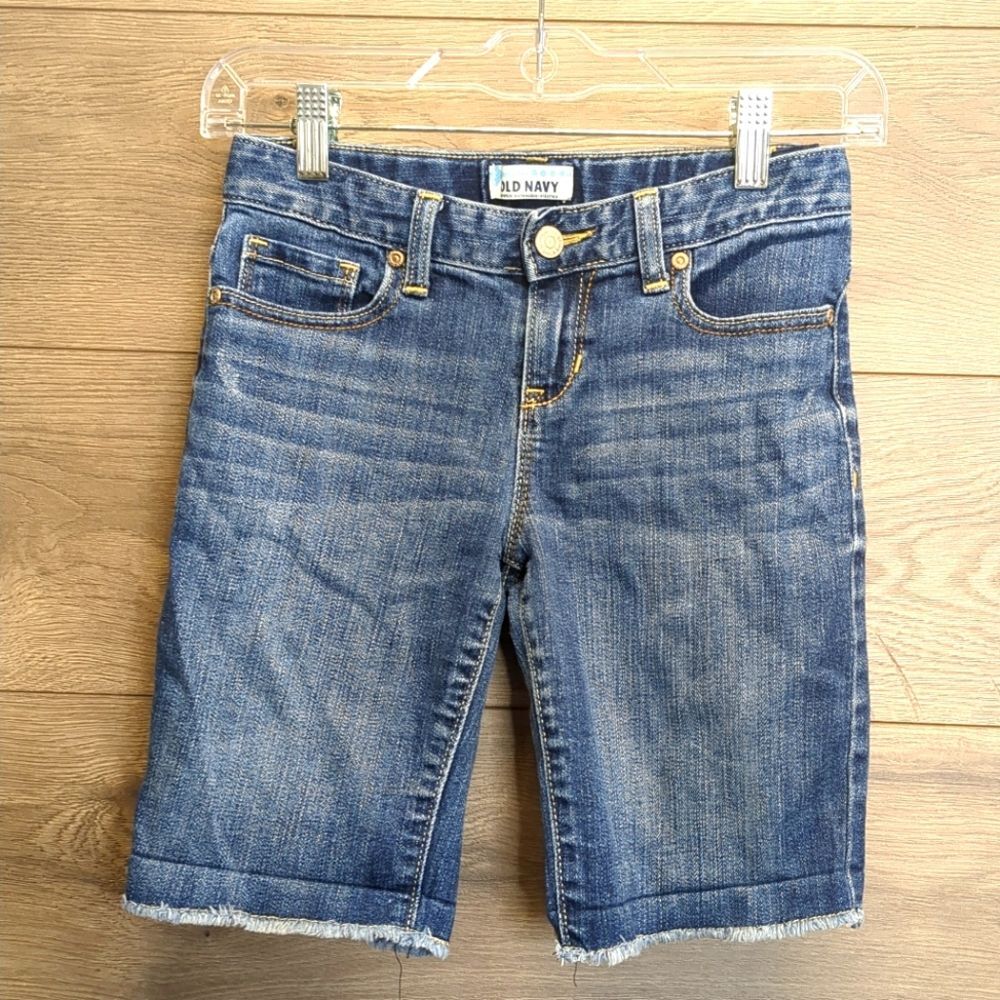 Old Navy Bermuda Style Denim Shorts Girls Size 10
